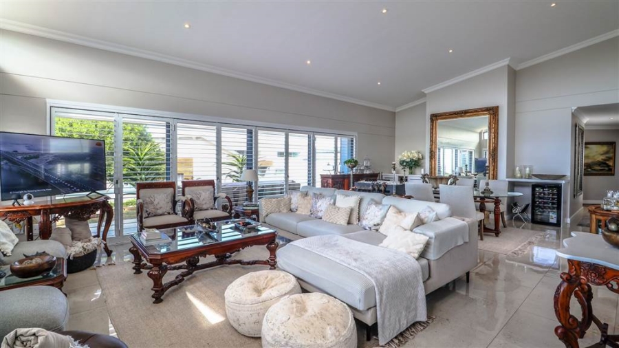 3 Bedroom Property for Sale in Stilbaai Oos Western Cape